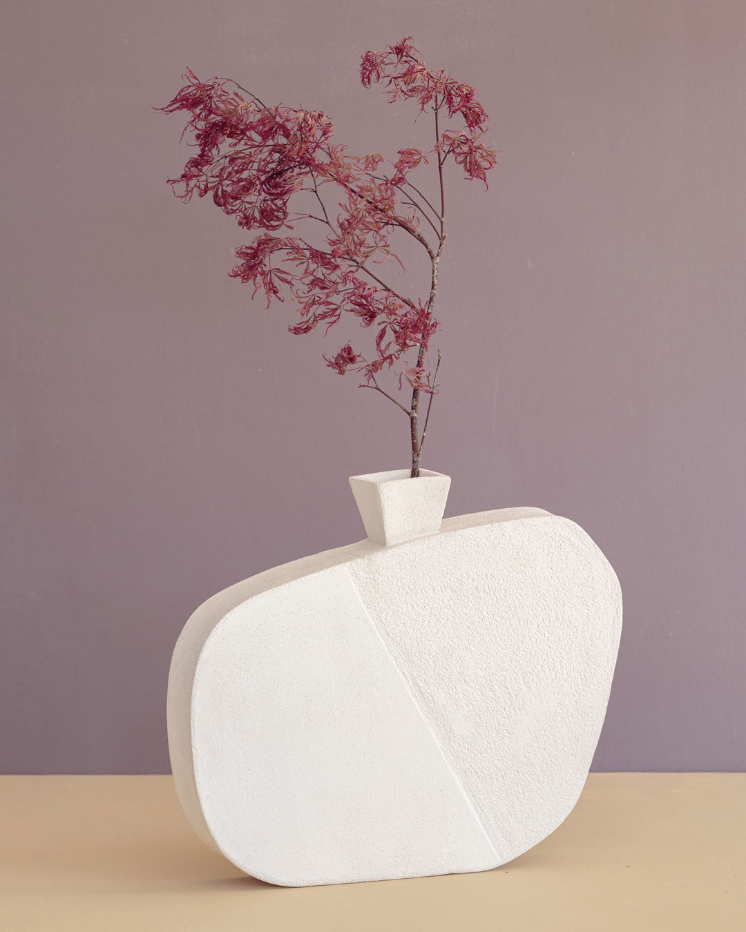 Ceramic vase minimal Shibumi Akemi Lab