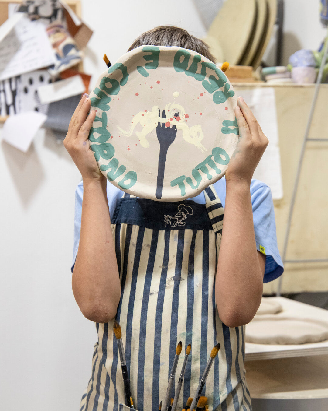 "Tutto il resto è contorno" plate