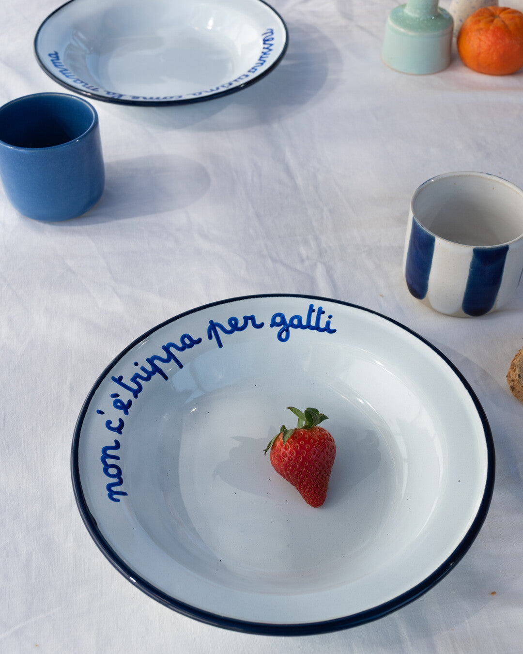 "Non c'è trippa per gatti" enamel deep plate