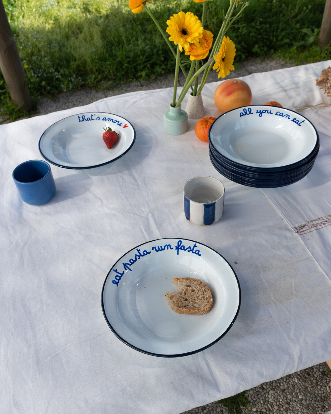 Piatto fondo smaltato "all you can eat"