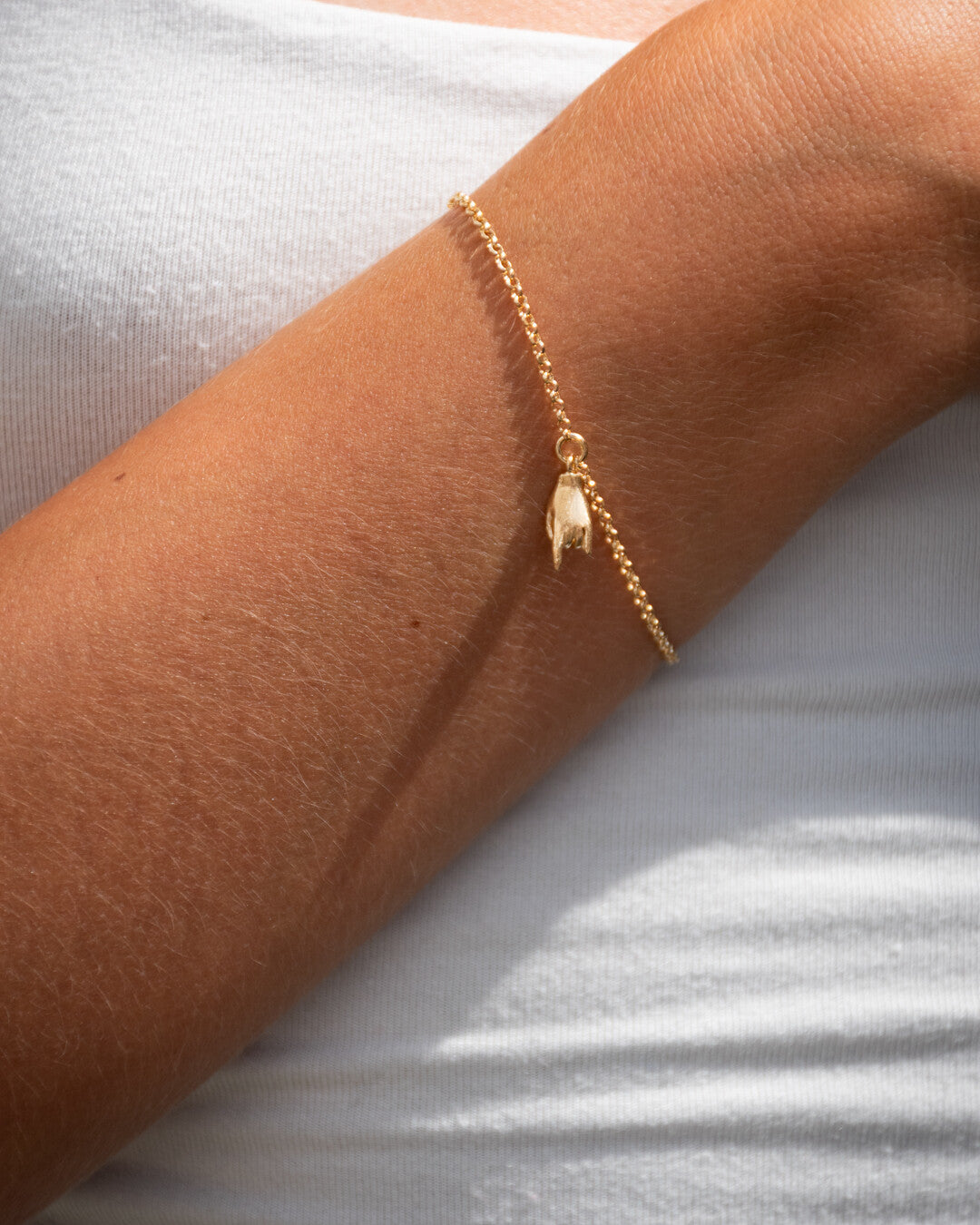 Horn hand bracelet