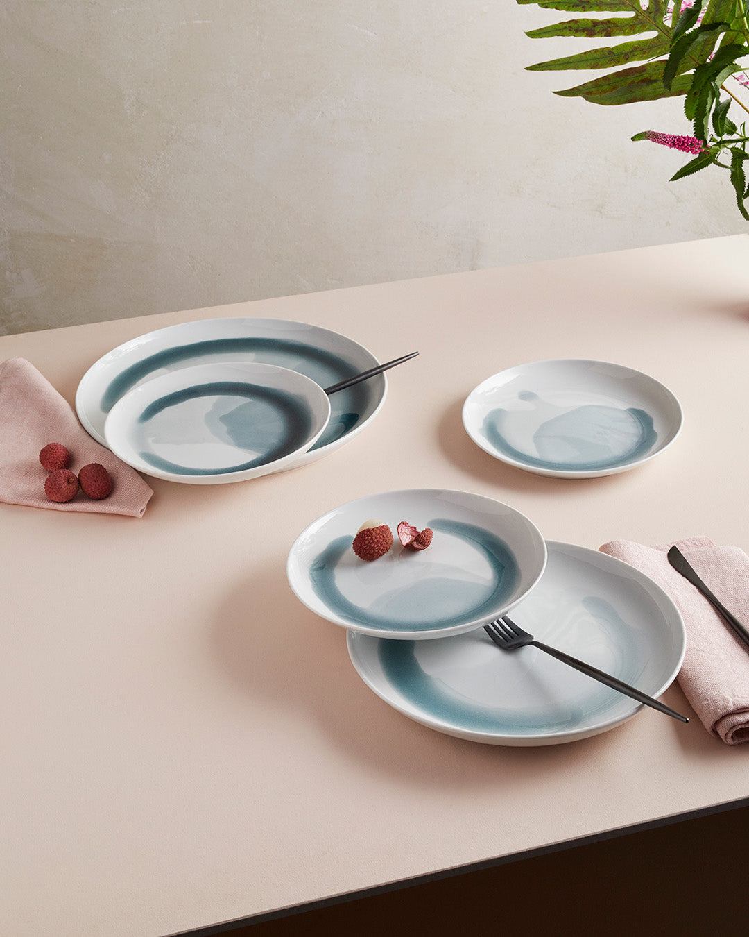 POOL porcelain medium plates MIX - Set of 6 (-20%)