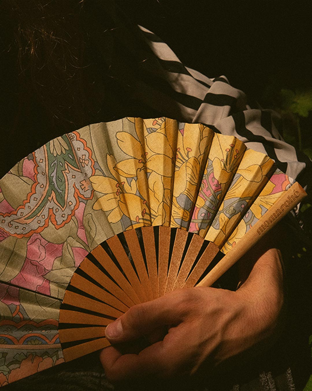 Fan Vintage Upcycled handmade handcrafted