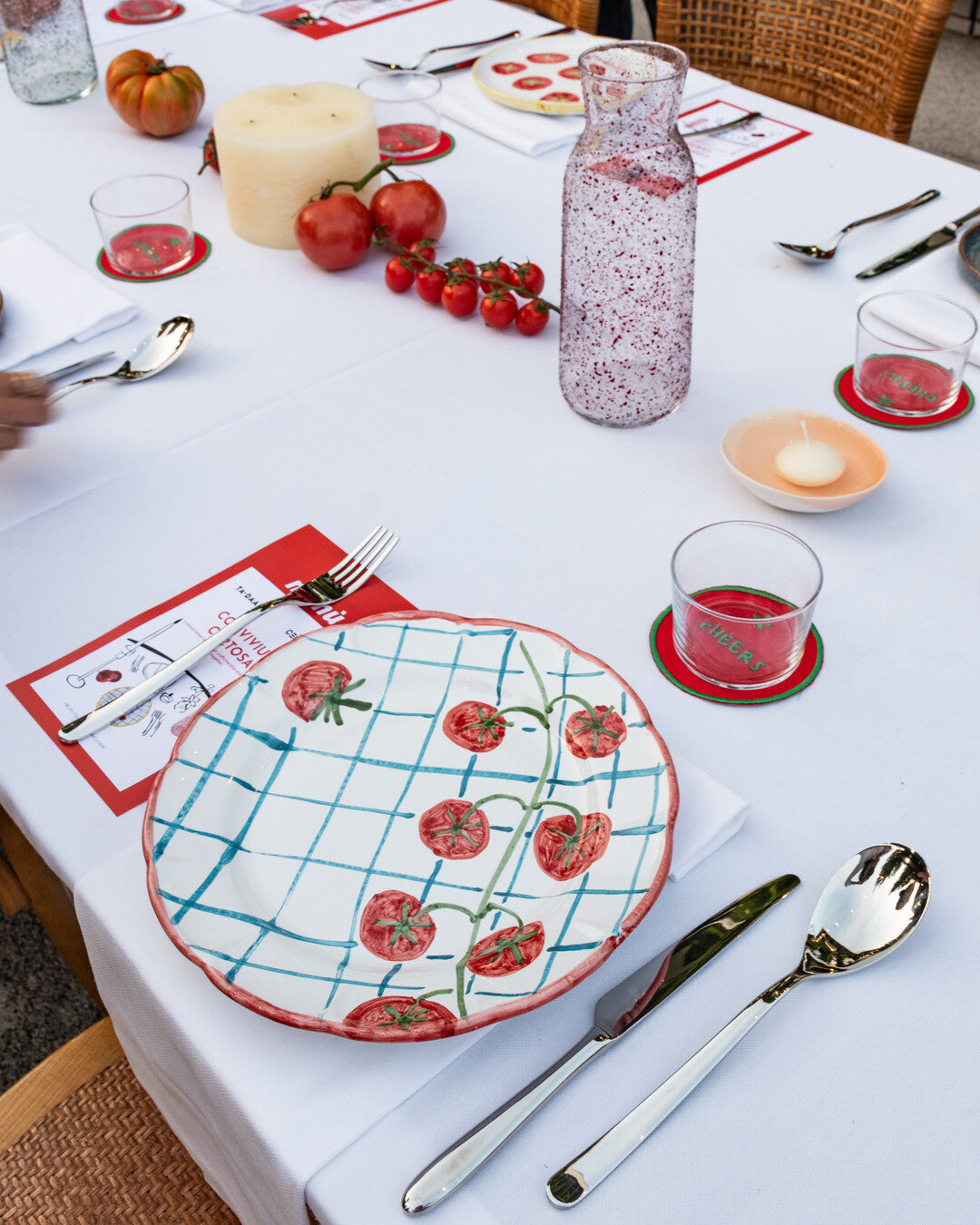 Tomato Dinner Plate - Red & Light Blue