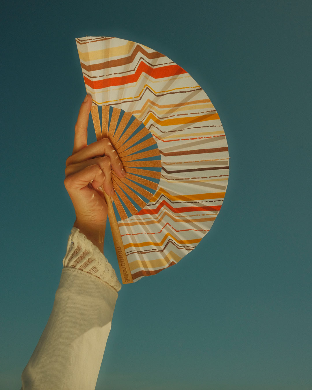 Fan Vintage Upcycled handmade handcrafted