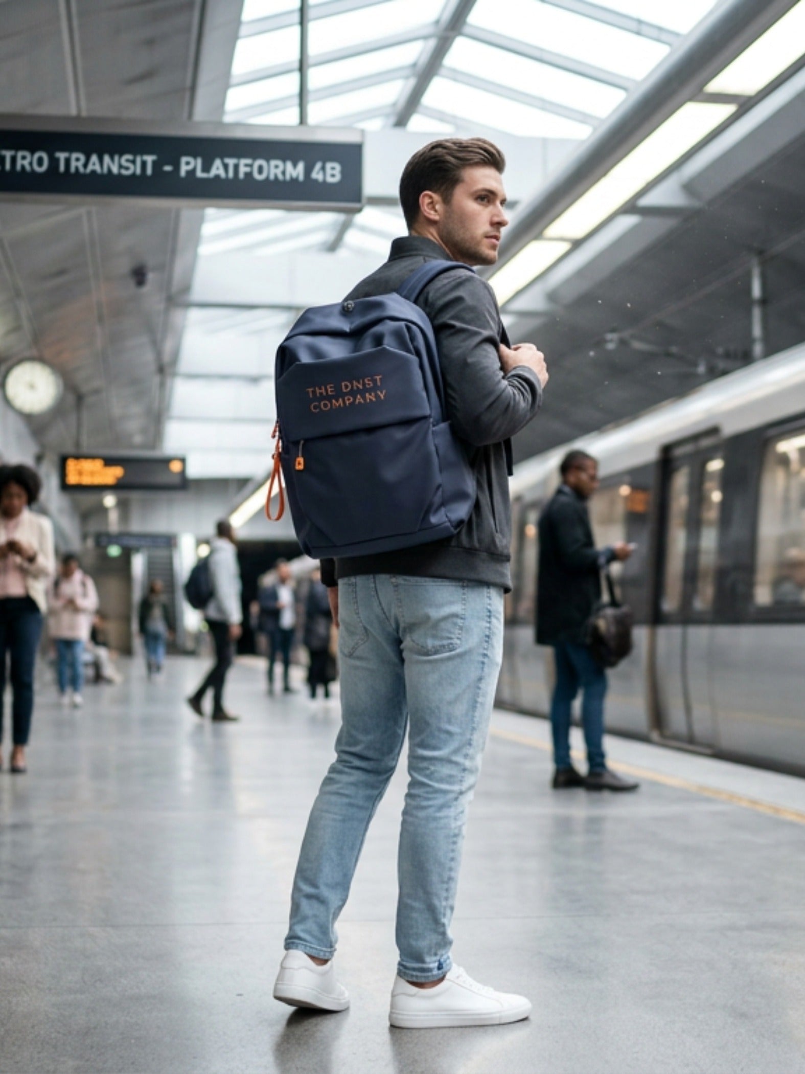 Technical Backpack – THE DUST COMPANY