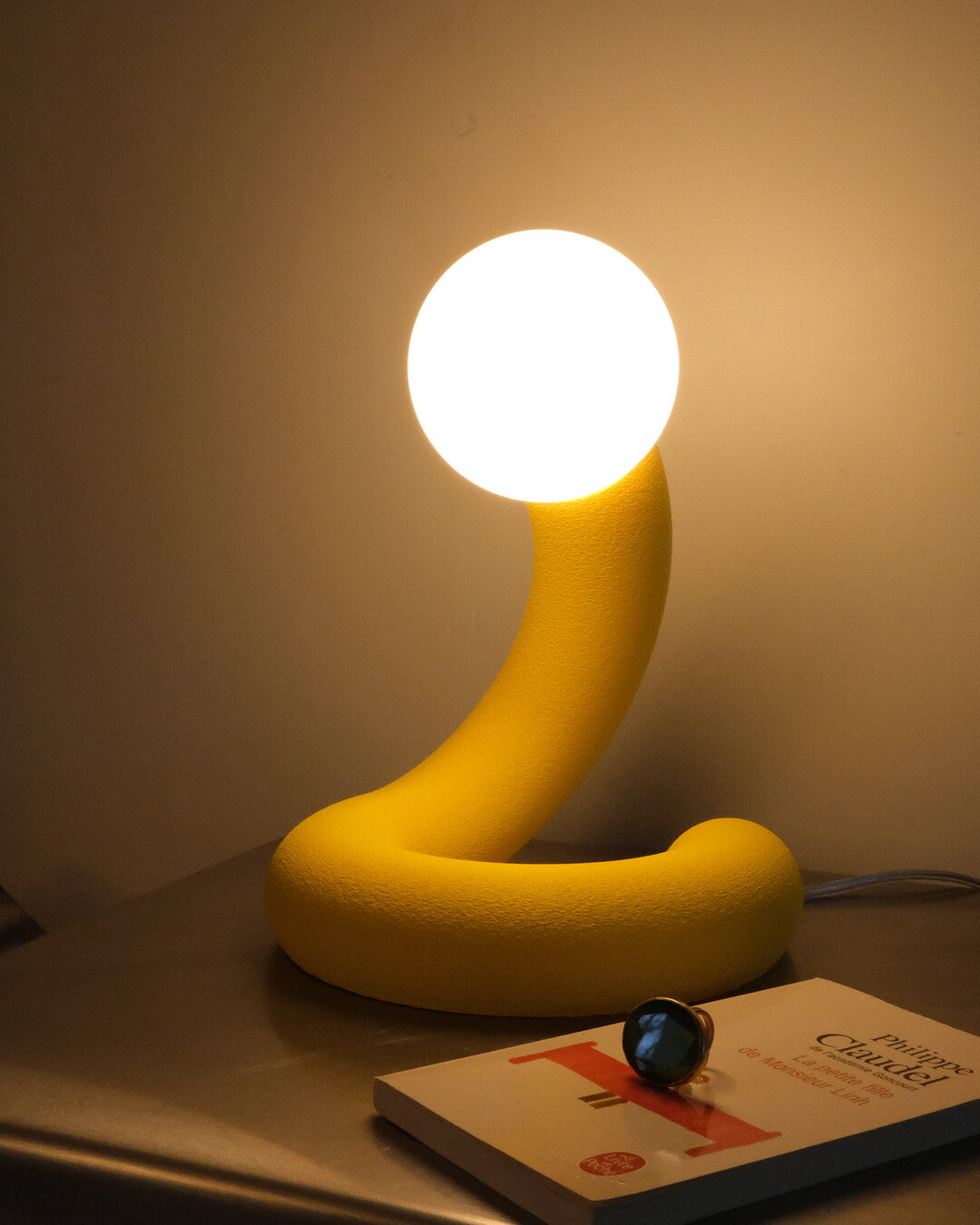 3D printed colorful lamp - Emile Robbrecht