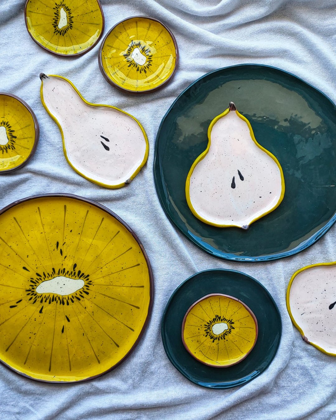 Handmade ceramic pear plate - Federica Massimi