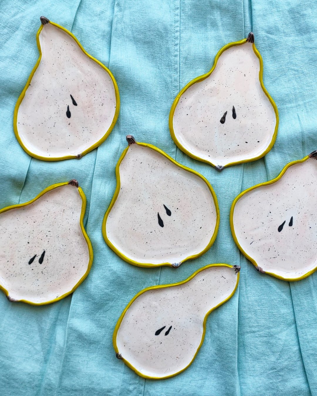Handmade ceramic pear plate - Federica Massimi