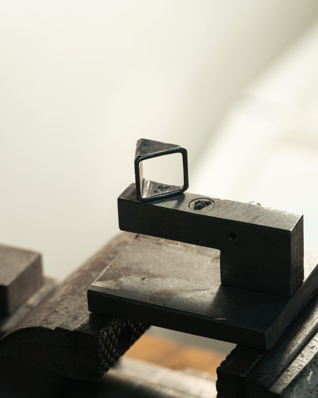 Handmade Iron Ring - Unisex - Fer Project