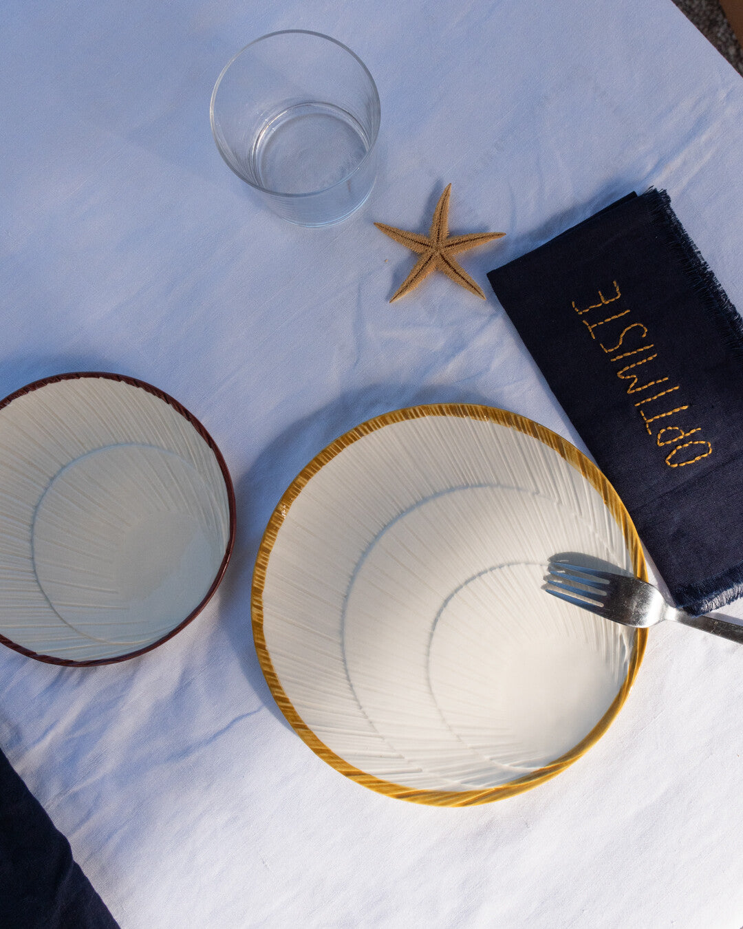 Konkylie bread plate
