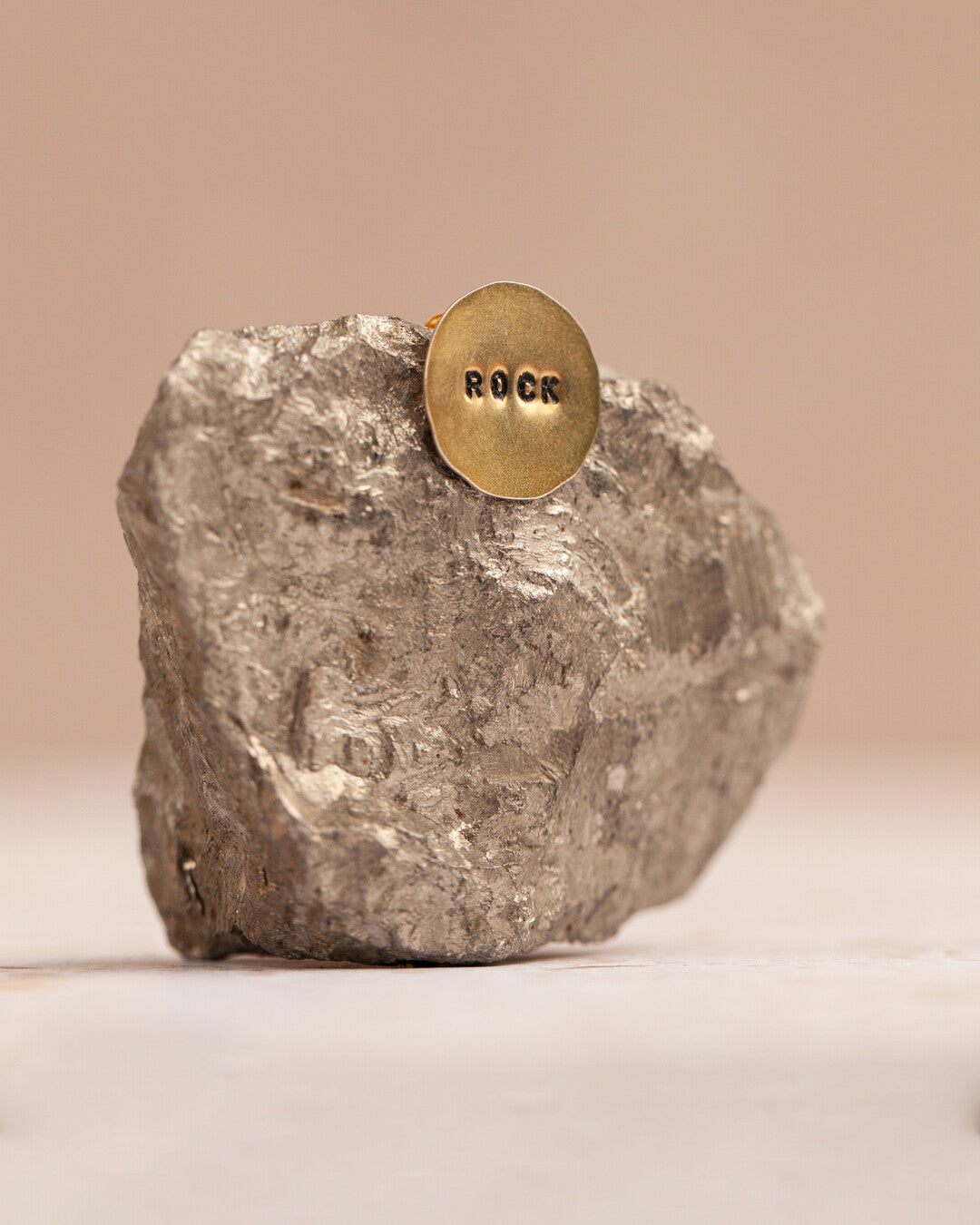 Round Single-earring Grace