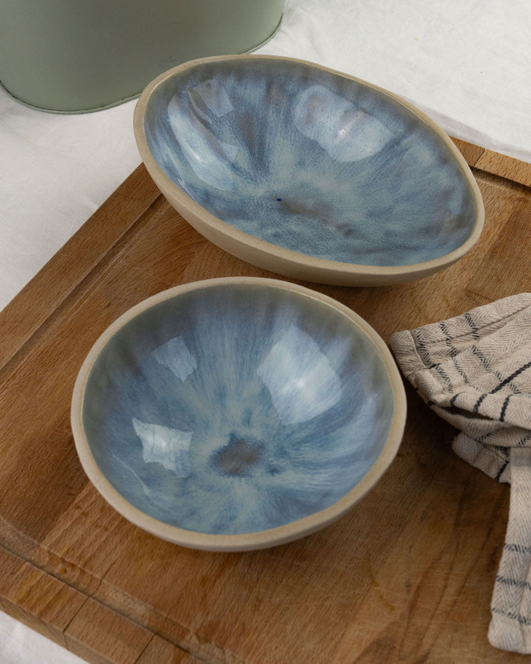 Iridescent Oval and Round Irregular Bols - Lot de 2 (-14%)