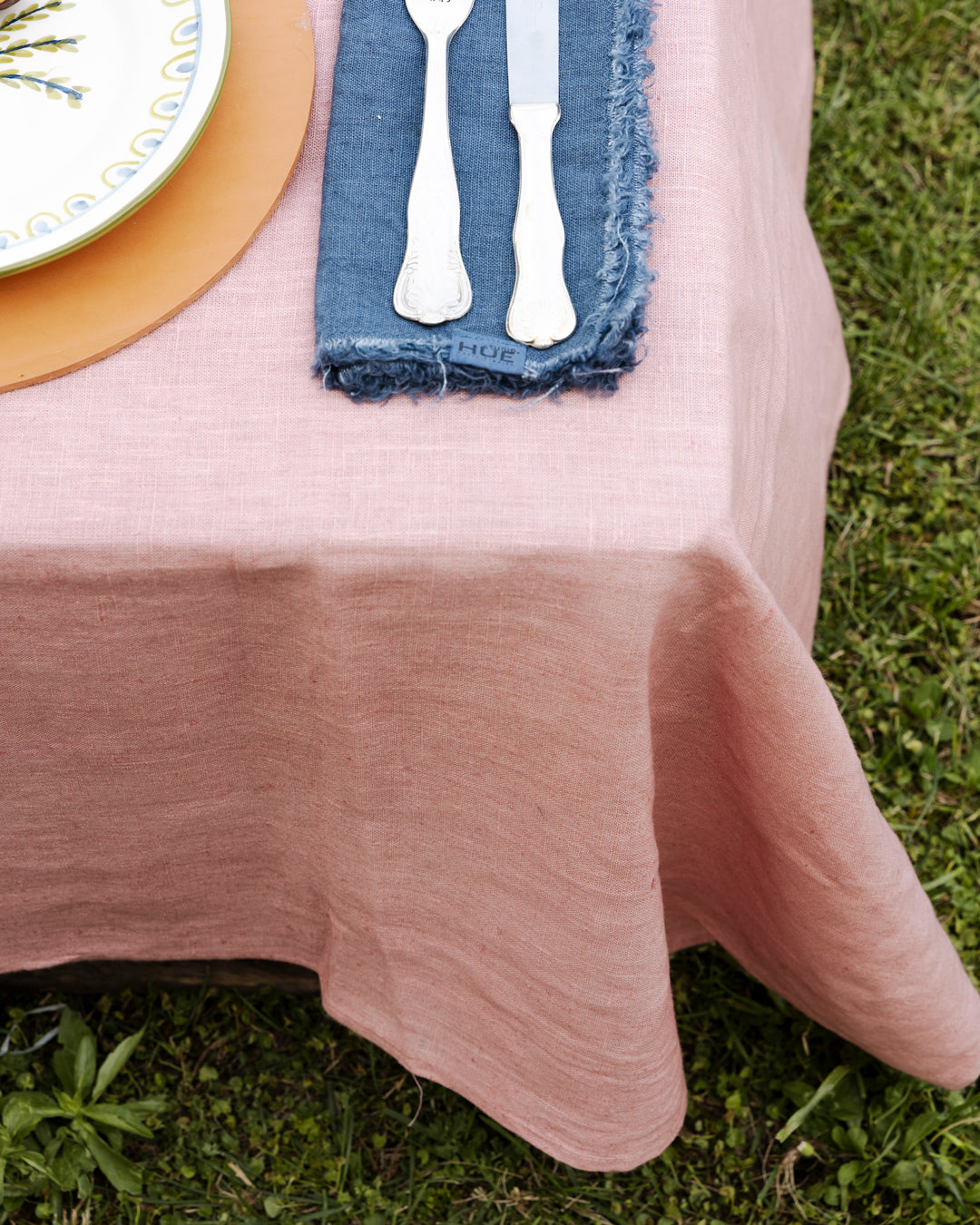 Natural dyed Table linen - Hue table stories