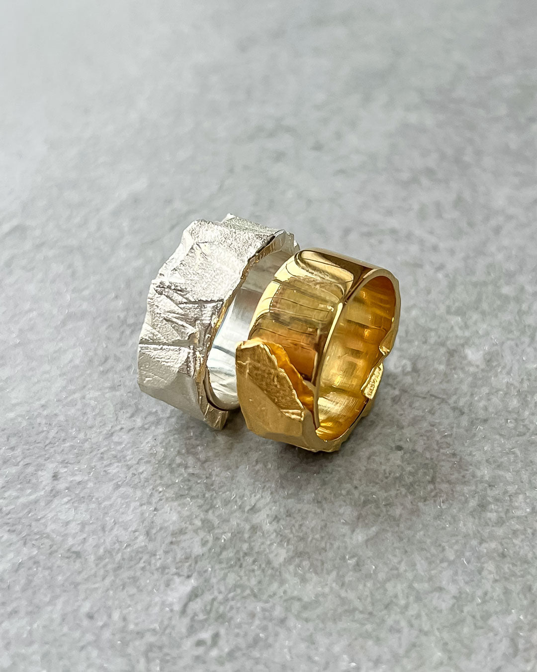 PHILIC ring big