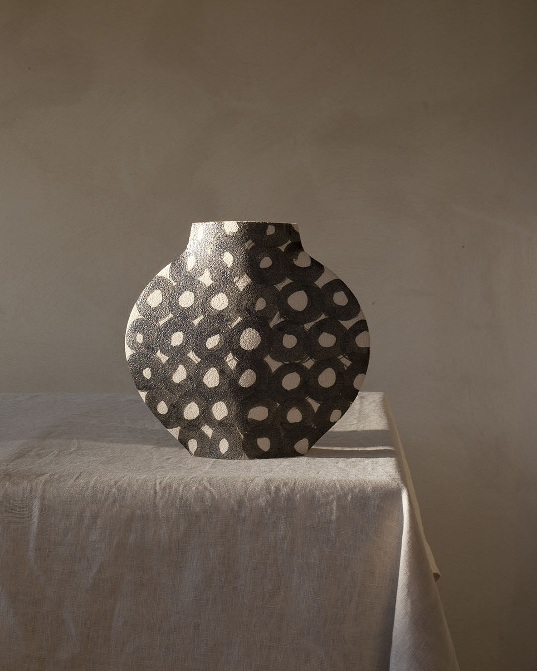 ‘Rounds Pattern’ Ceramic Illustrated Vase