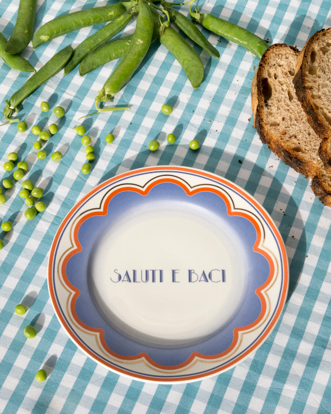 "Saluti e baci" plate