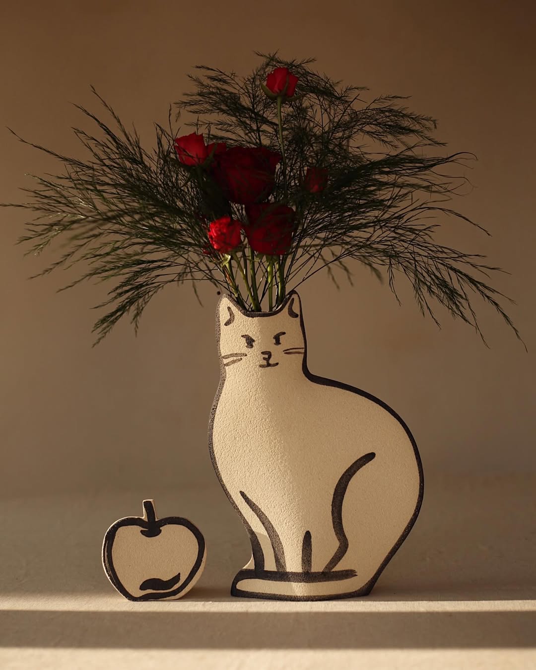 'Cat Vase' Ceramic Illustrated Vase