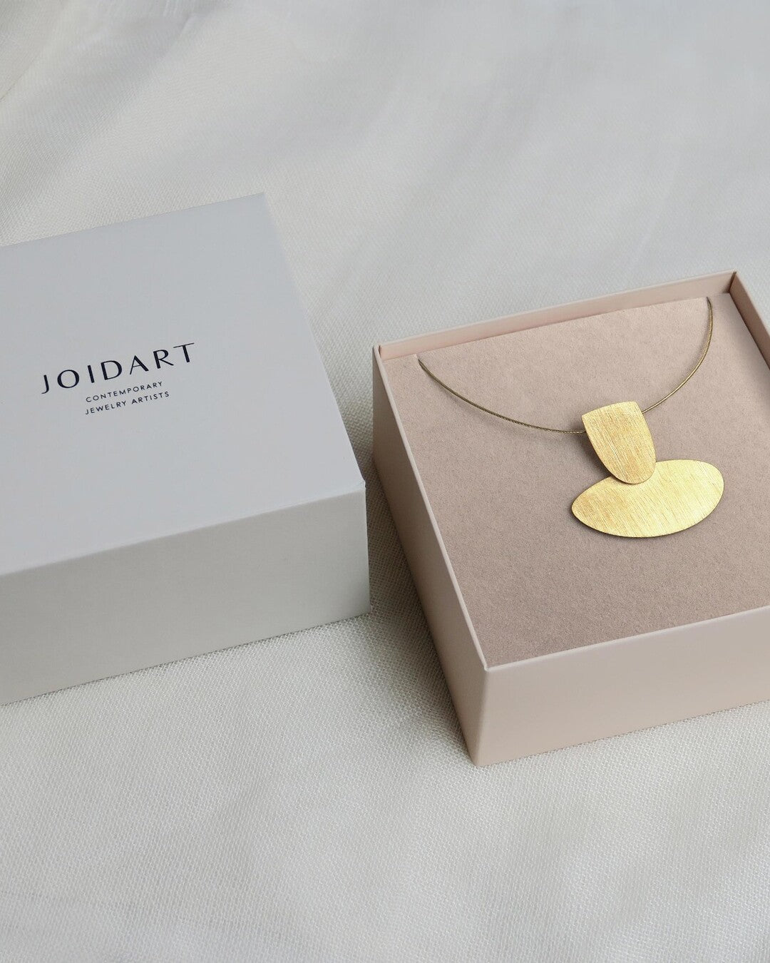 Handmade golden earrings - Joidart