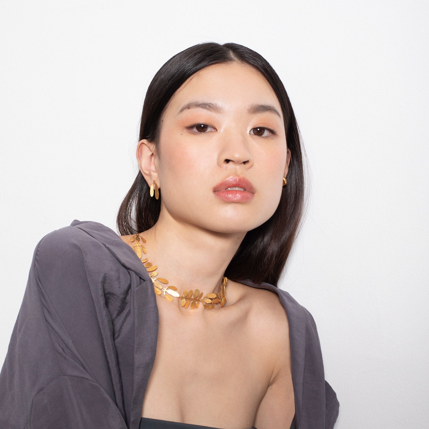 Golden necklace Silvela