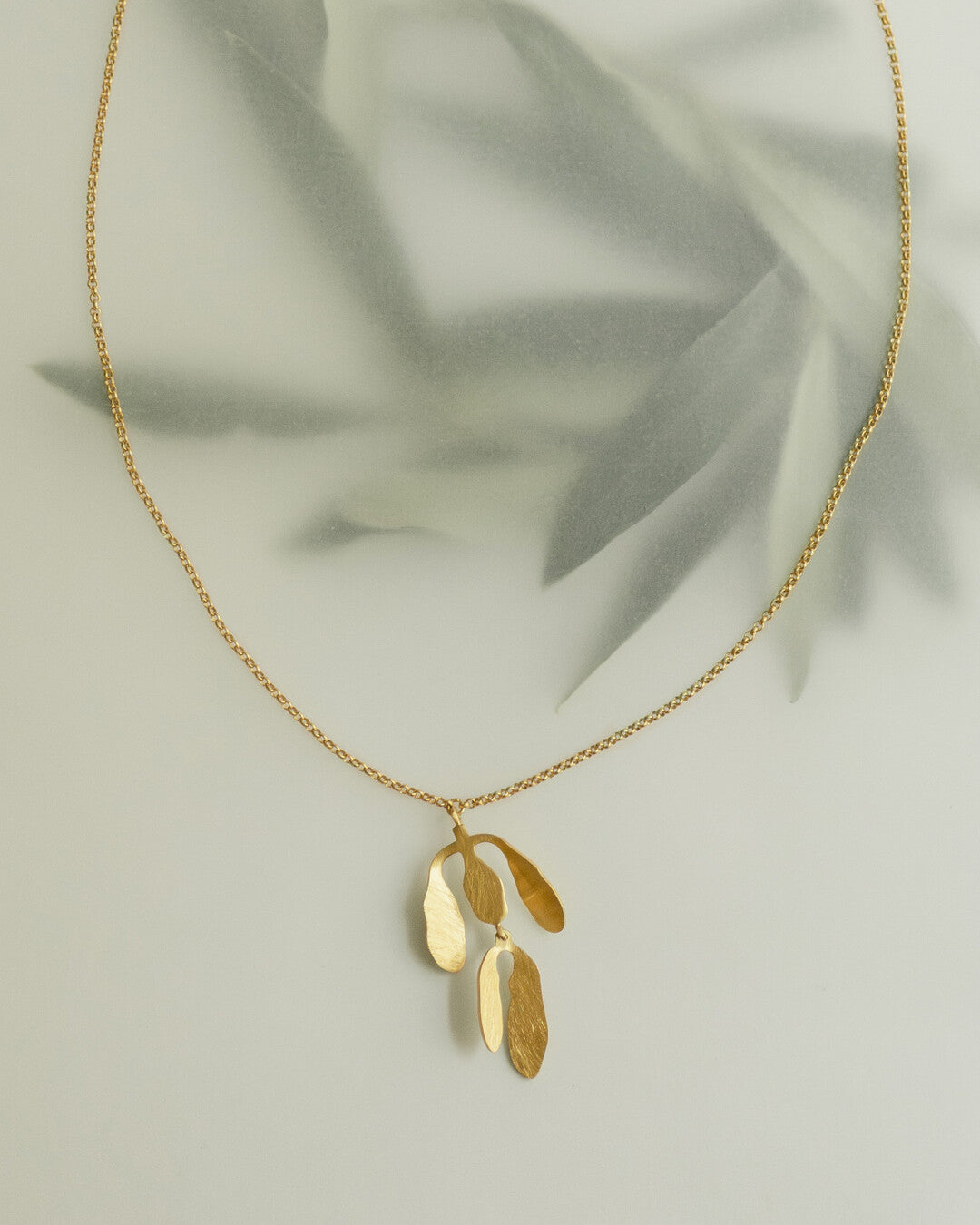 Necklace with small pendant Silvela