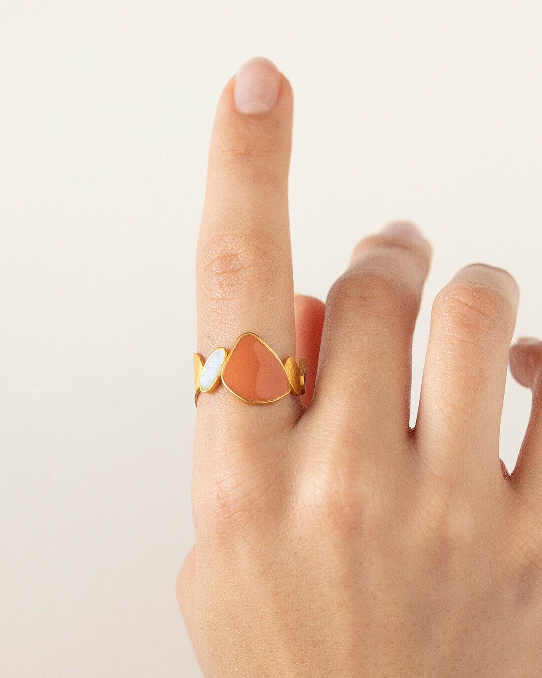 Golden ring Thalus