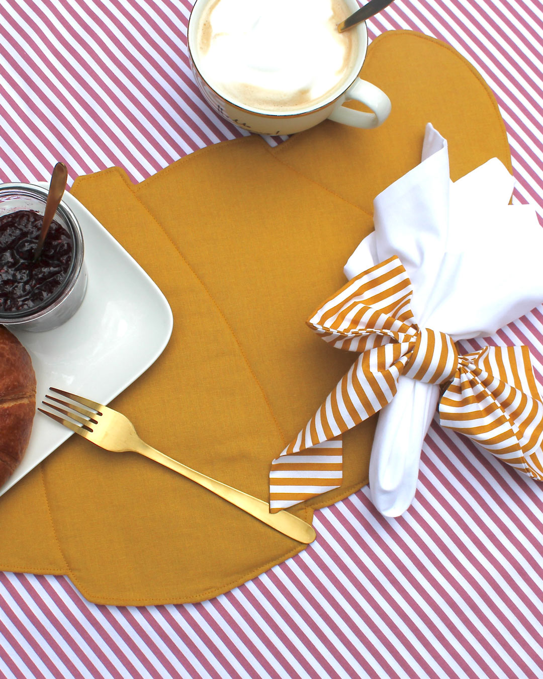 Croissant - Handmade placemat - L'amour des bon bons
