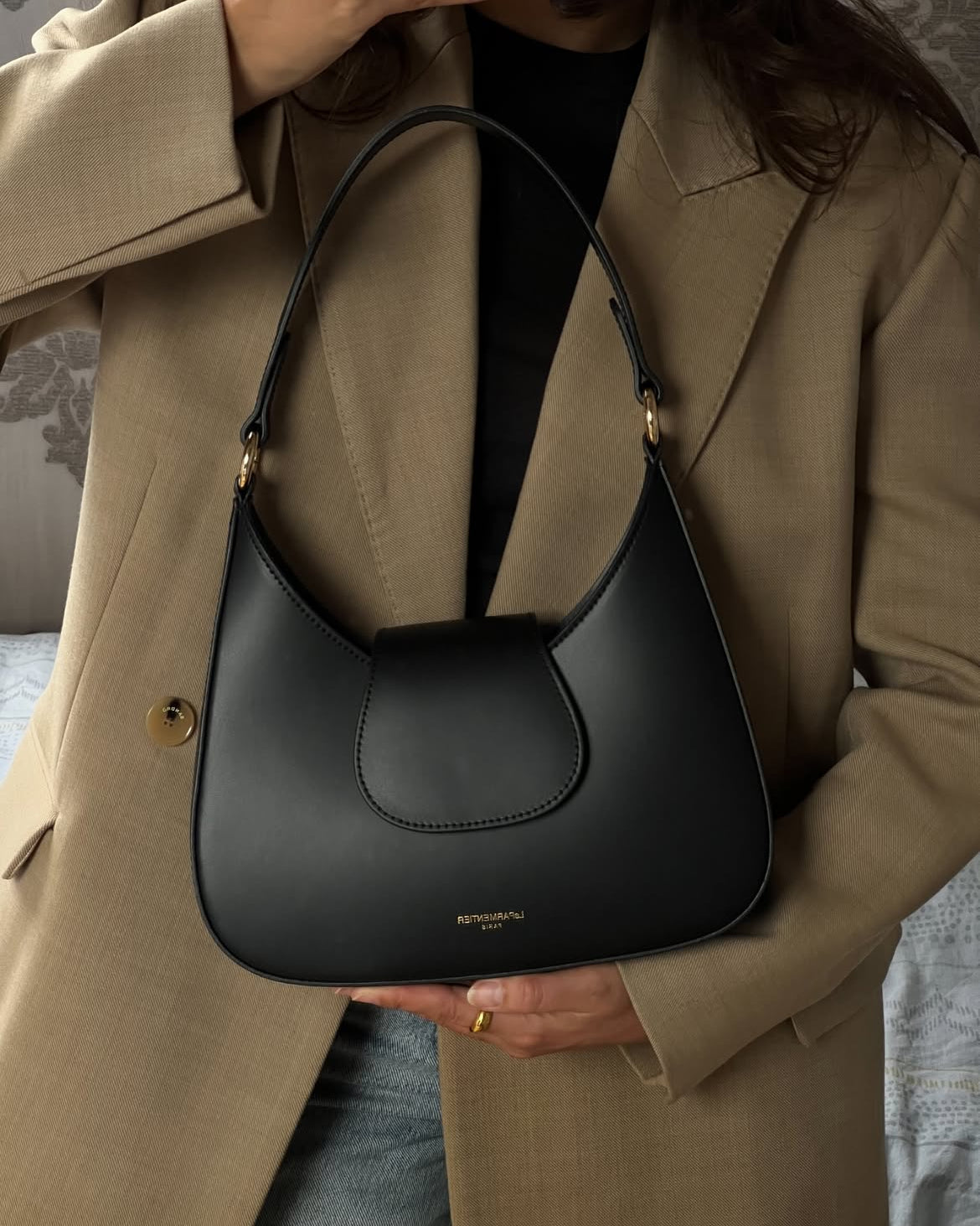 Obolo Leather Shoulder Bag