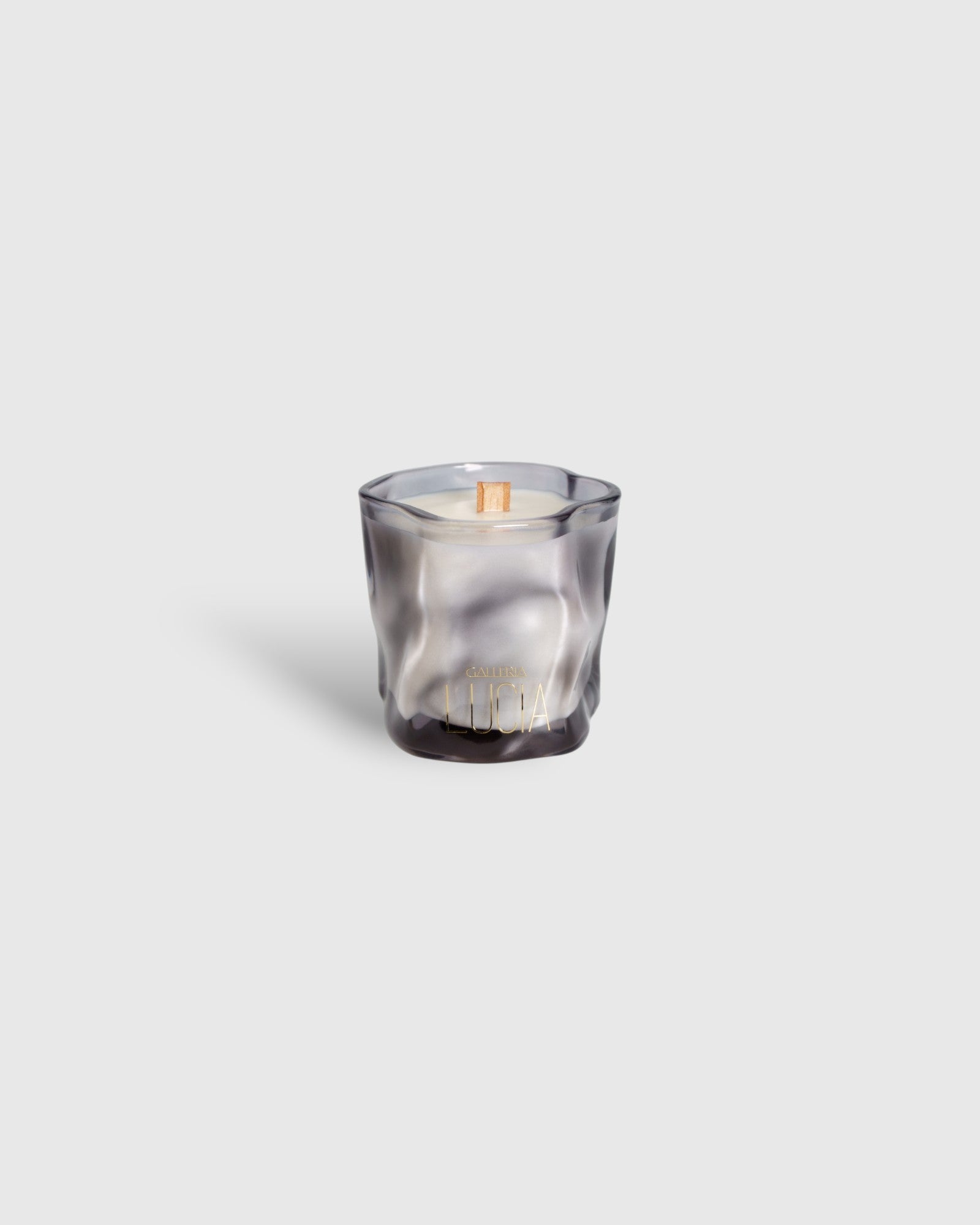 Leveche Scented Candle - Kakadu Plum & Cucumber