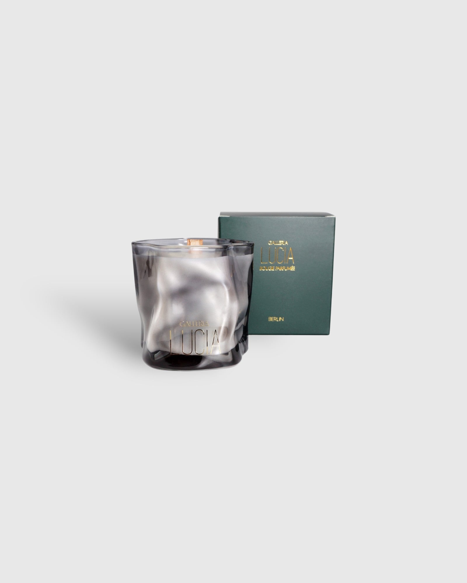Leveche Scented Candle - Kakadu Plum & Cucumber