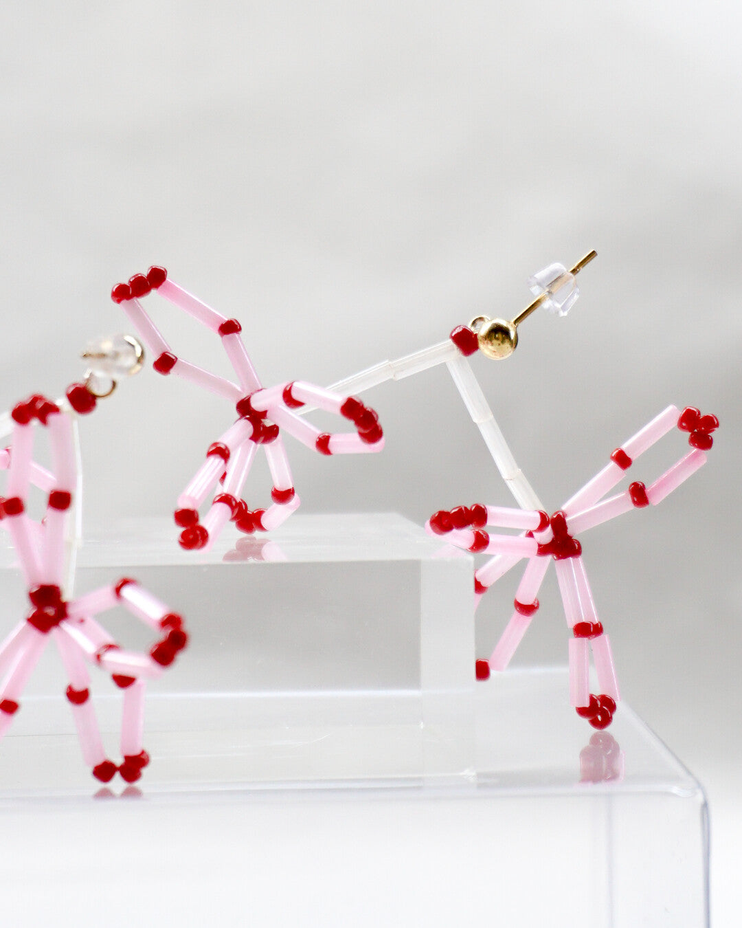 FLORS 03 - Cherry beaded earrings