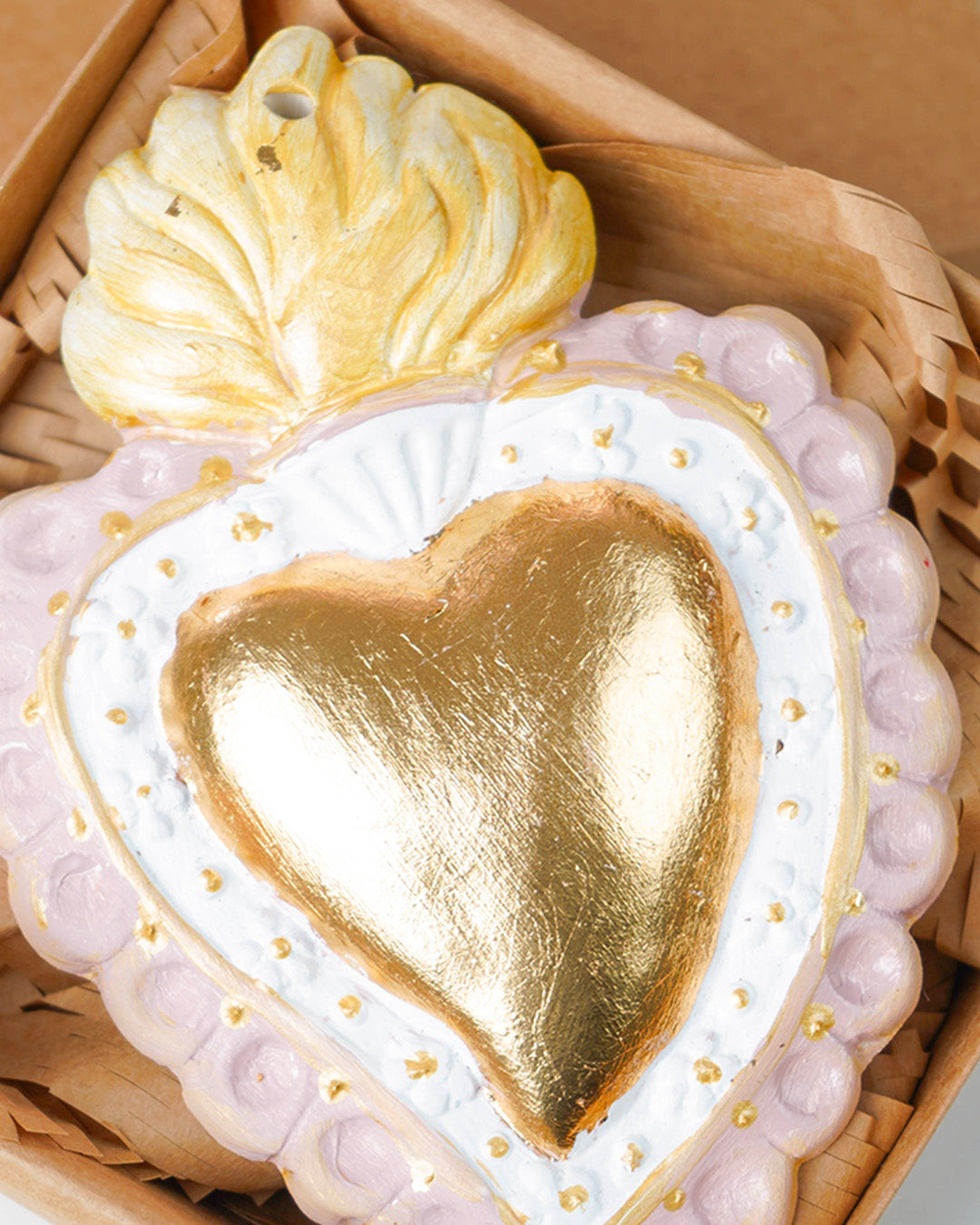 Ceramic Sacred Heart gold/pastel – Christmas collection