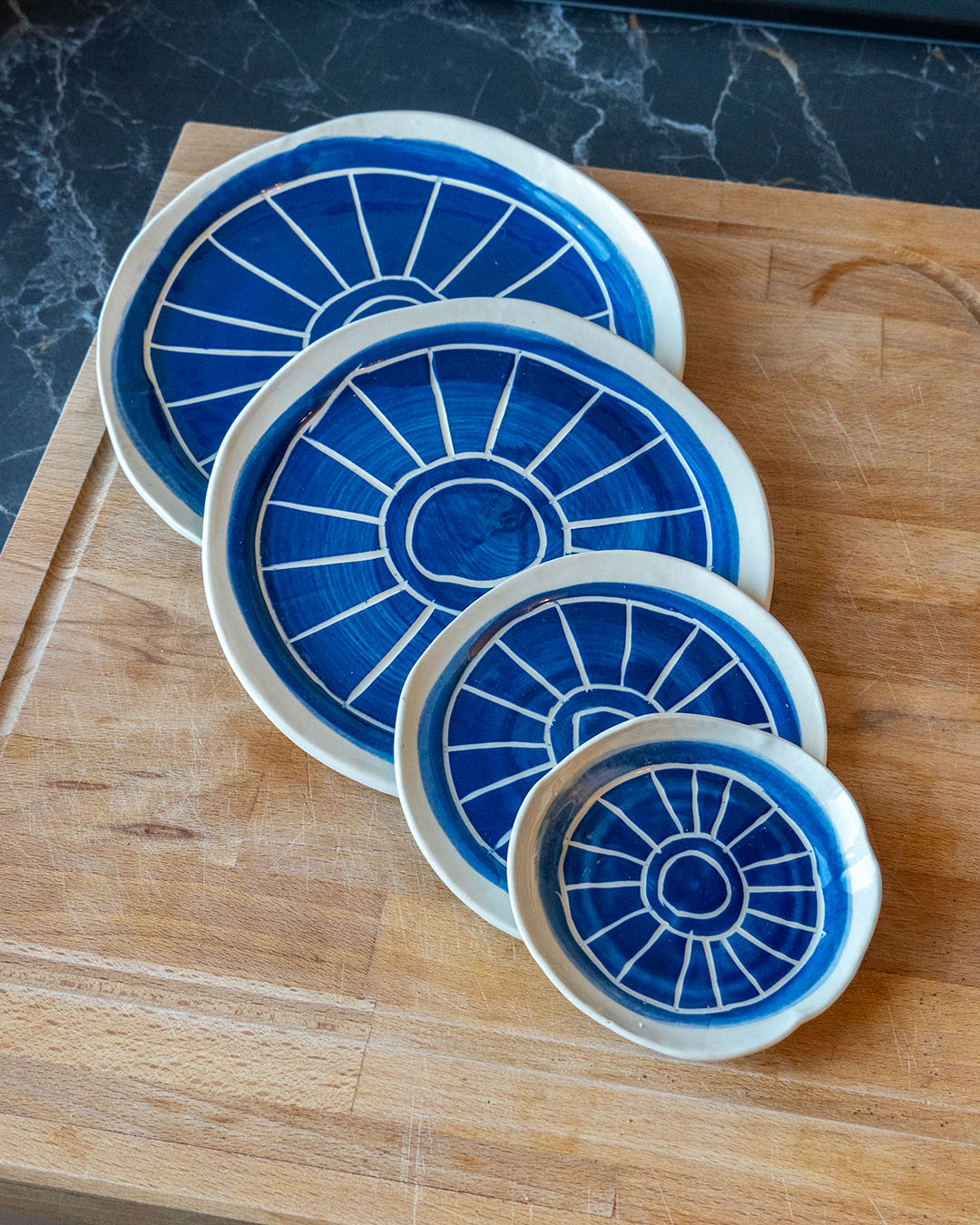 Sgraffito Organic Plates MIX