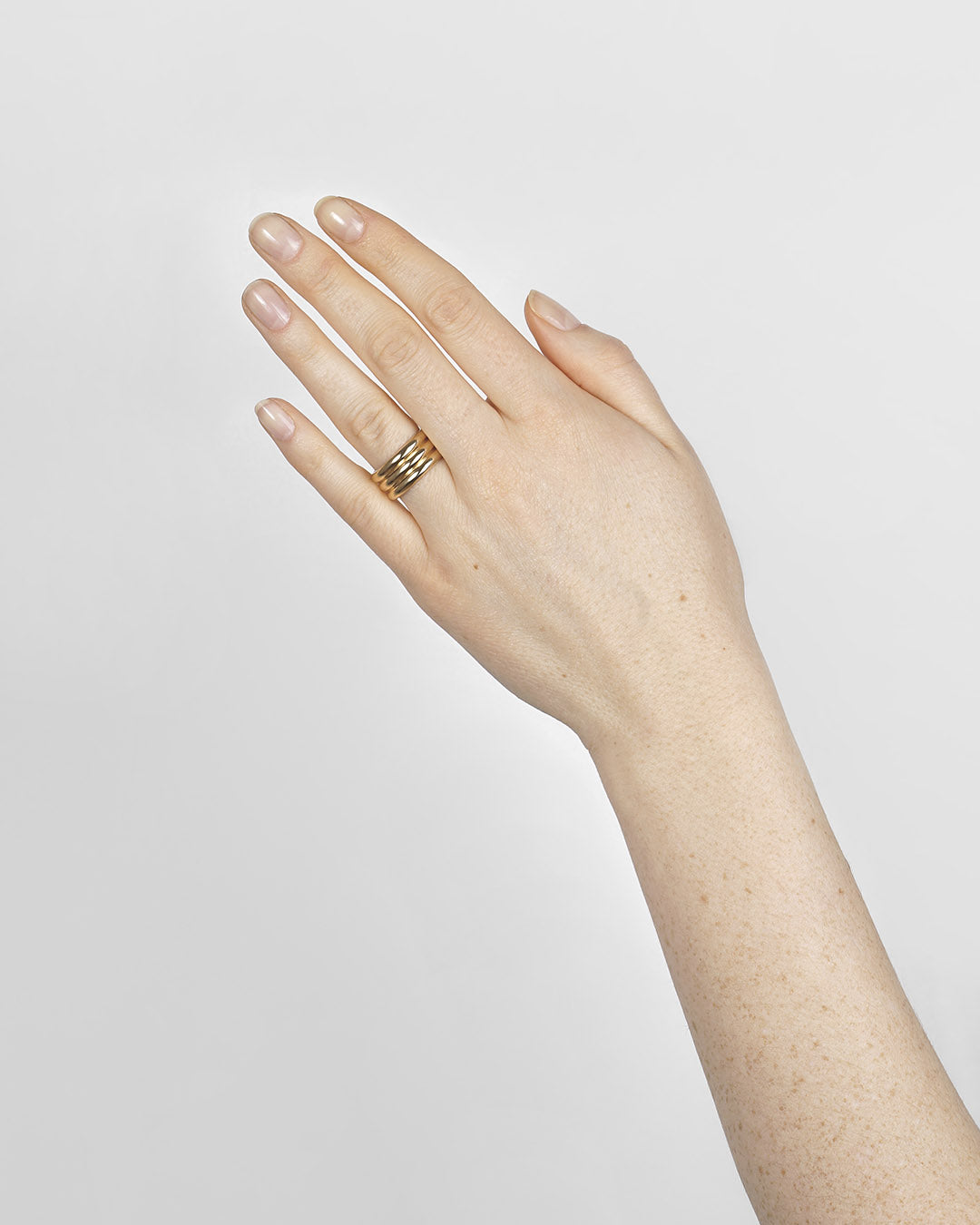 Handmade thick band Ring Form - Silver - NEEO