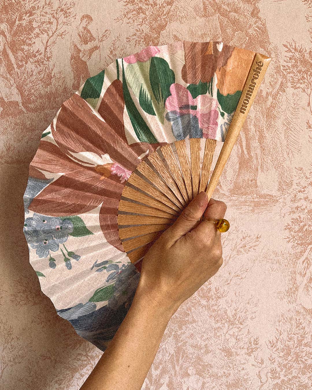 Fan Vintage Upcycled handmade handcrafted
