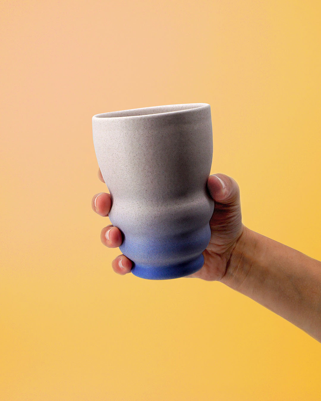 Gradient wave cup