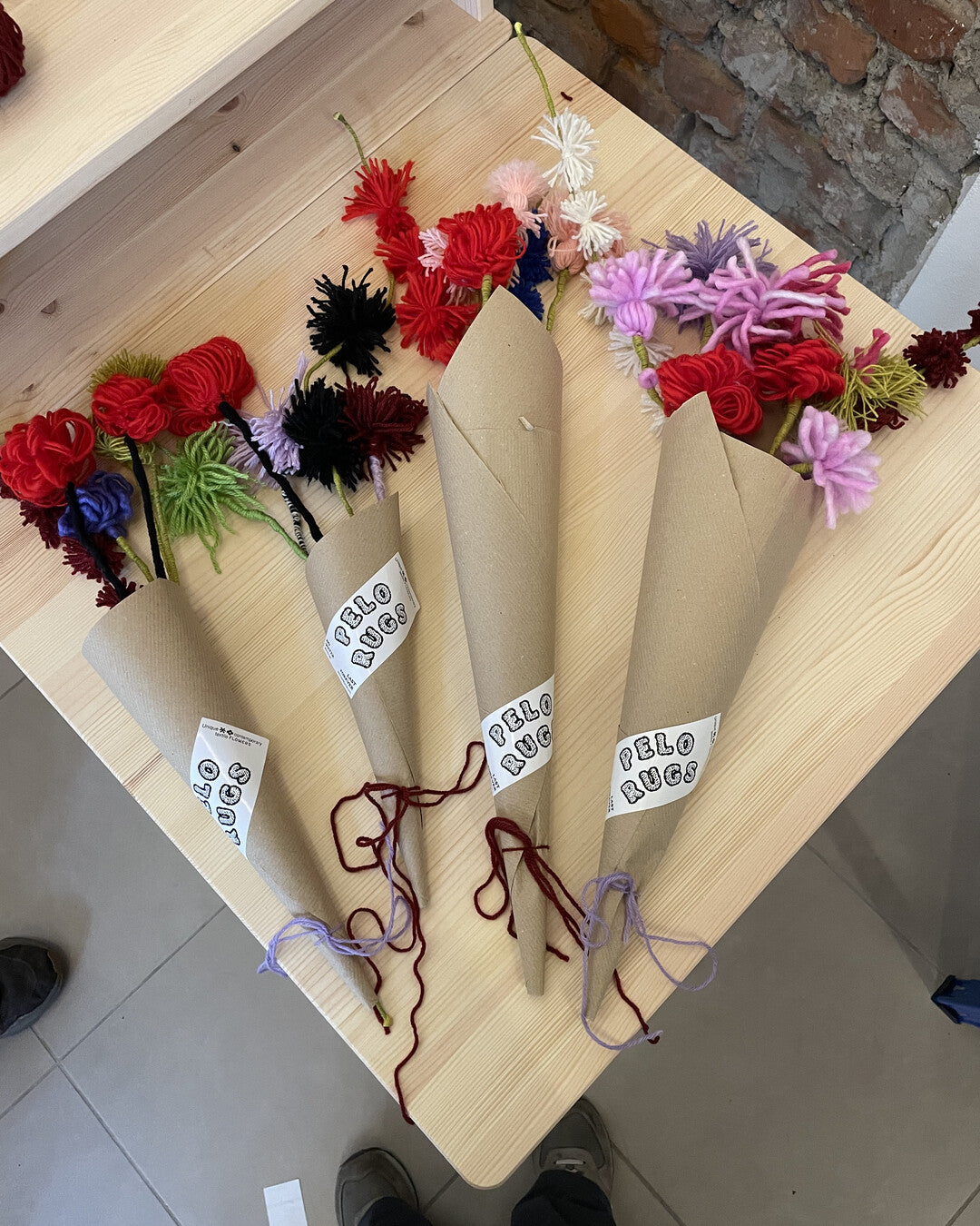 "I can make myself flowers" Upcycling workshop - Milano Certosa District