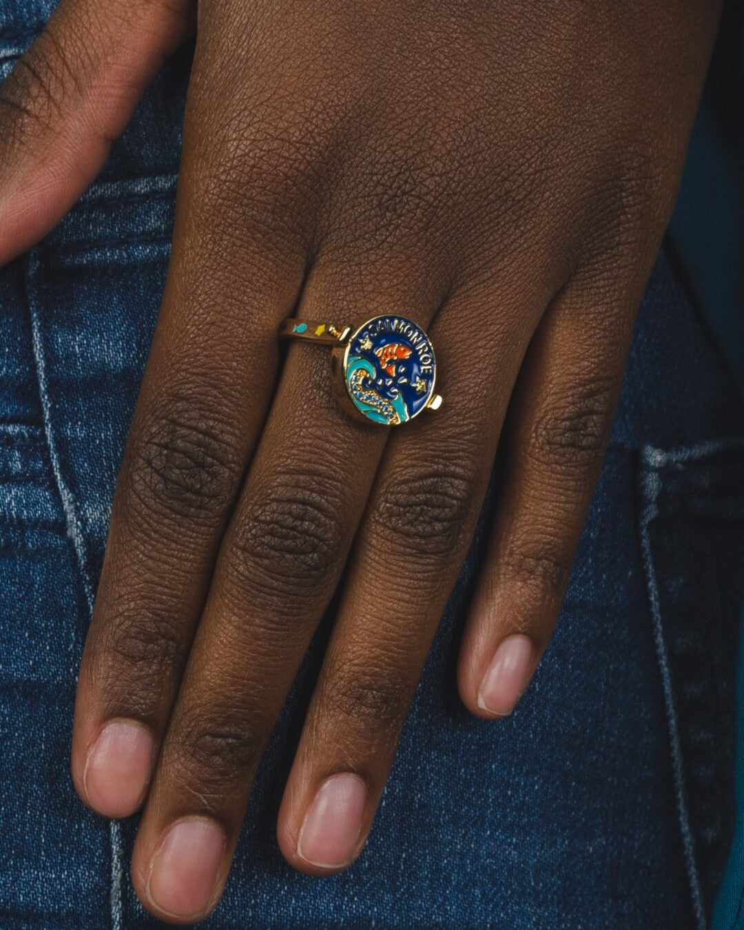 Salmon Roe Box ring