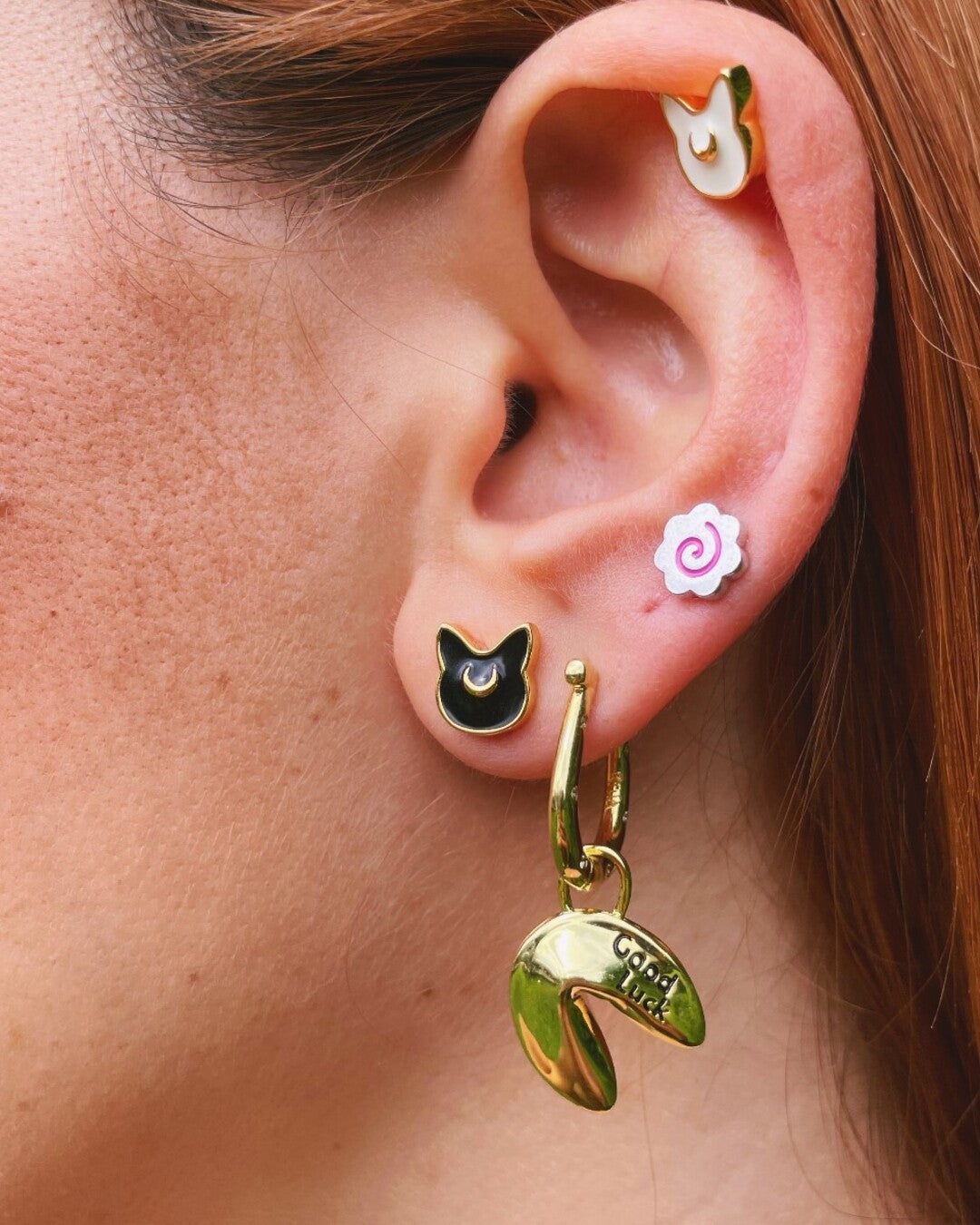 Mini-boucle d'oreille à tige en forme d'oeuf