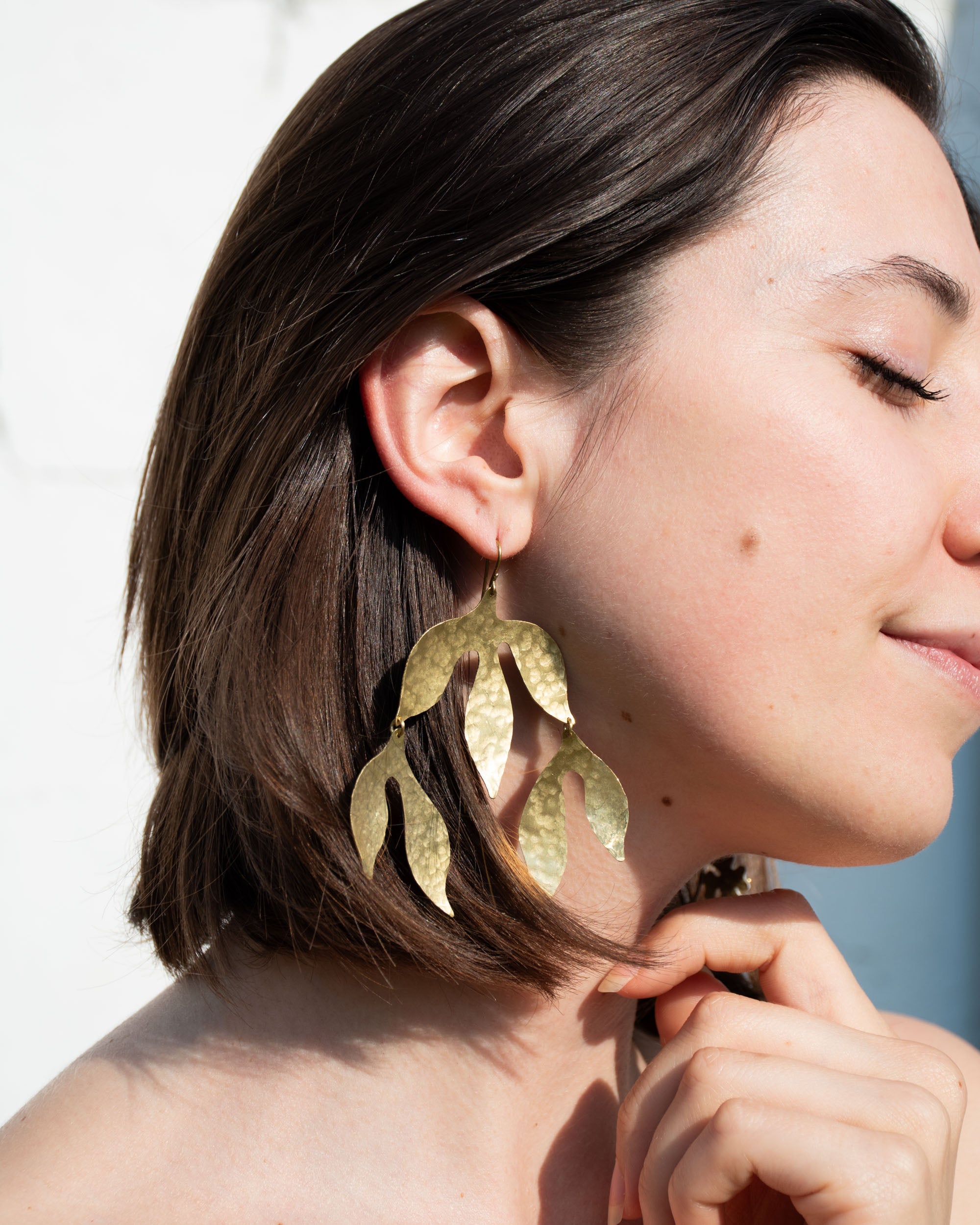 Handmade long earrings -golden leaves- Sabrina Formica