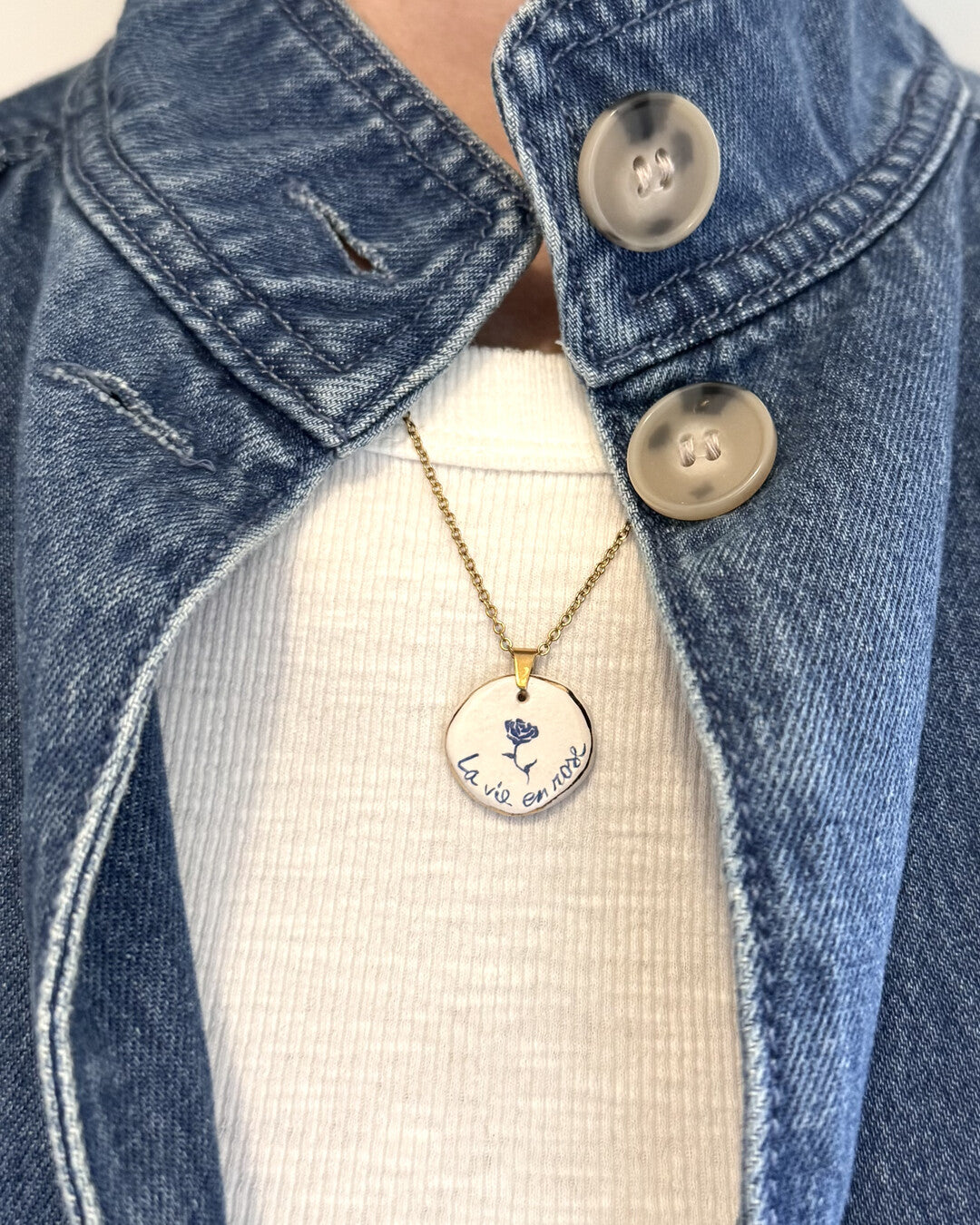 La vie en rose pendant and venetian box chain necklace