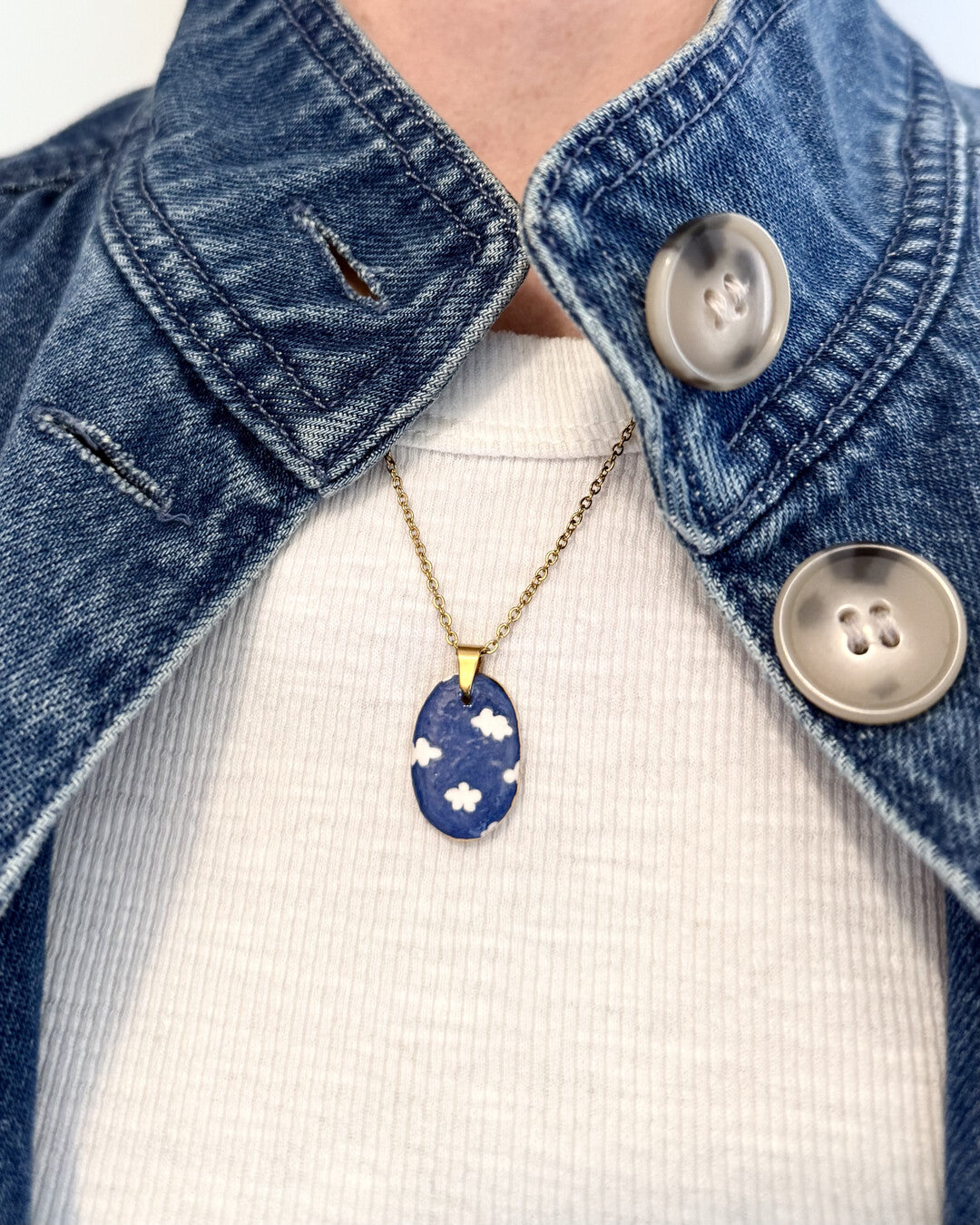 Cloud pendant and venetian box chain necklace