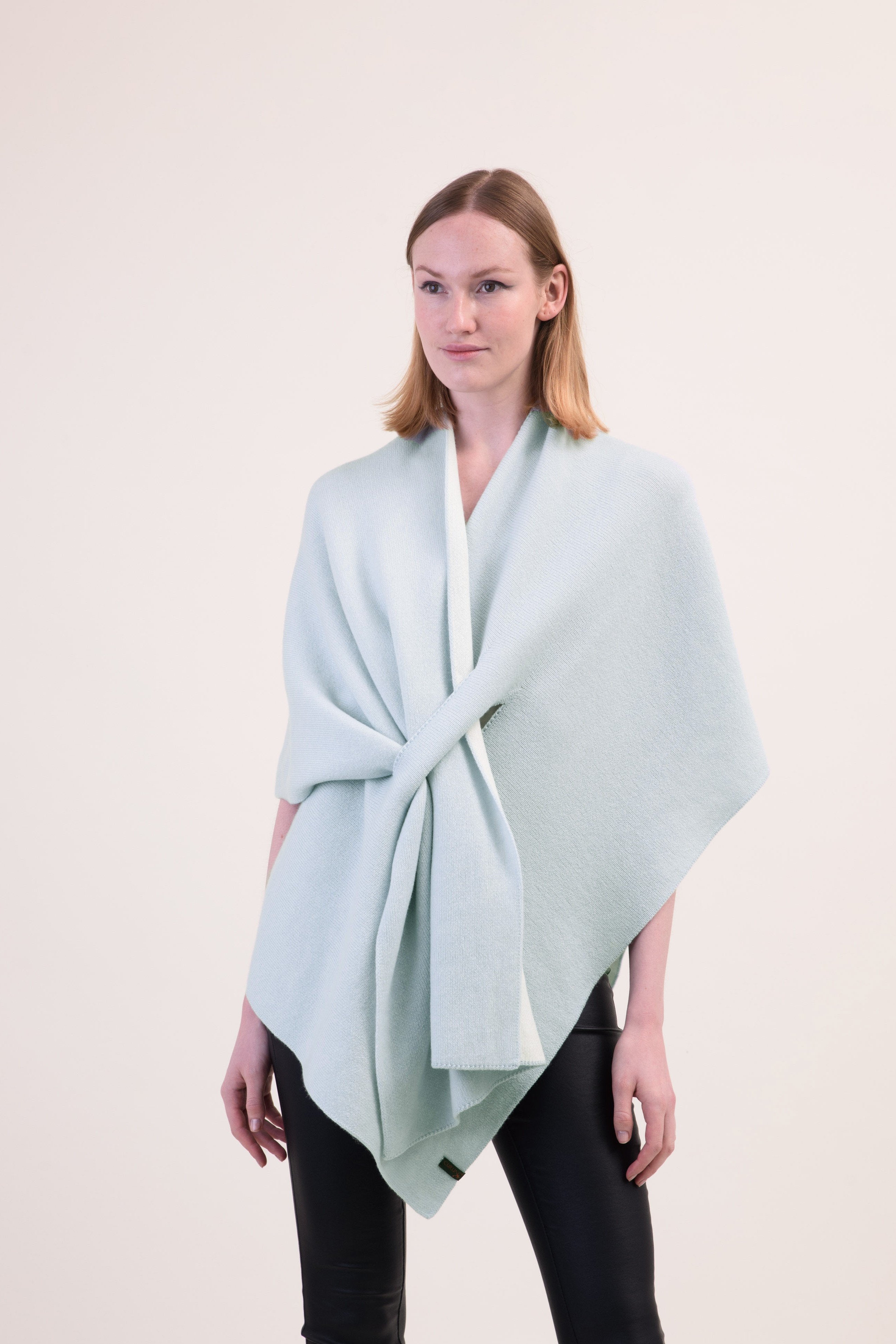 Firenze cashmere poncho