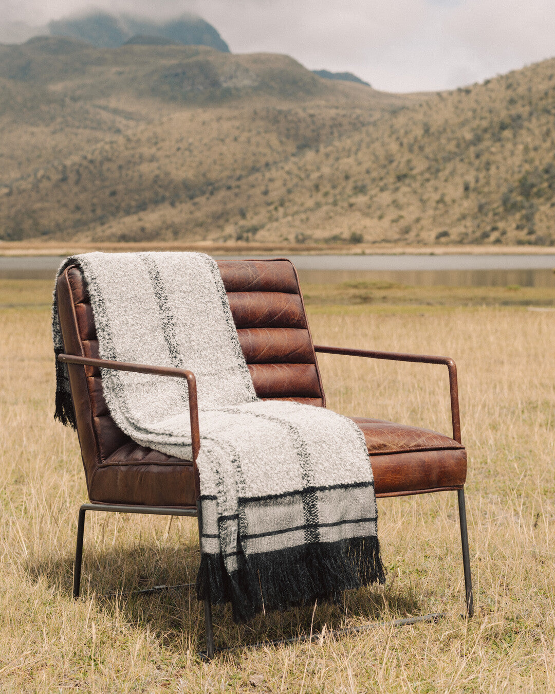 PHUYU Alpaca Blanket