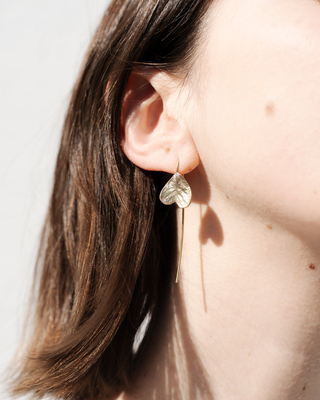 Jasmine leaf heart small earrings