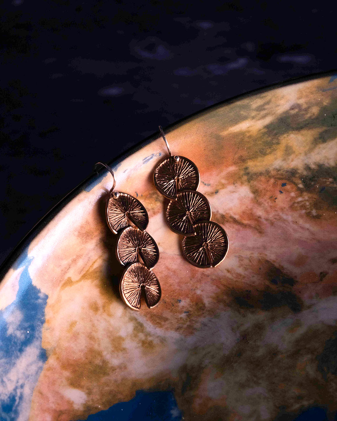 Celestine by Zoe _ Grappolo Pendant Earrings