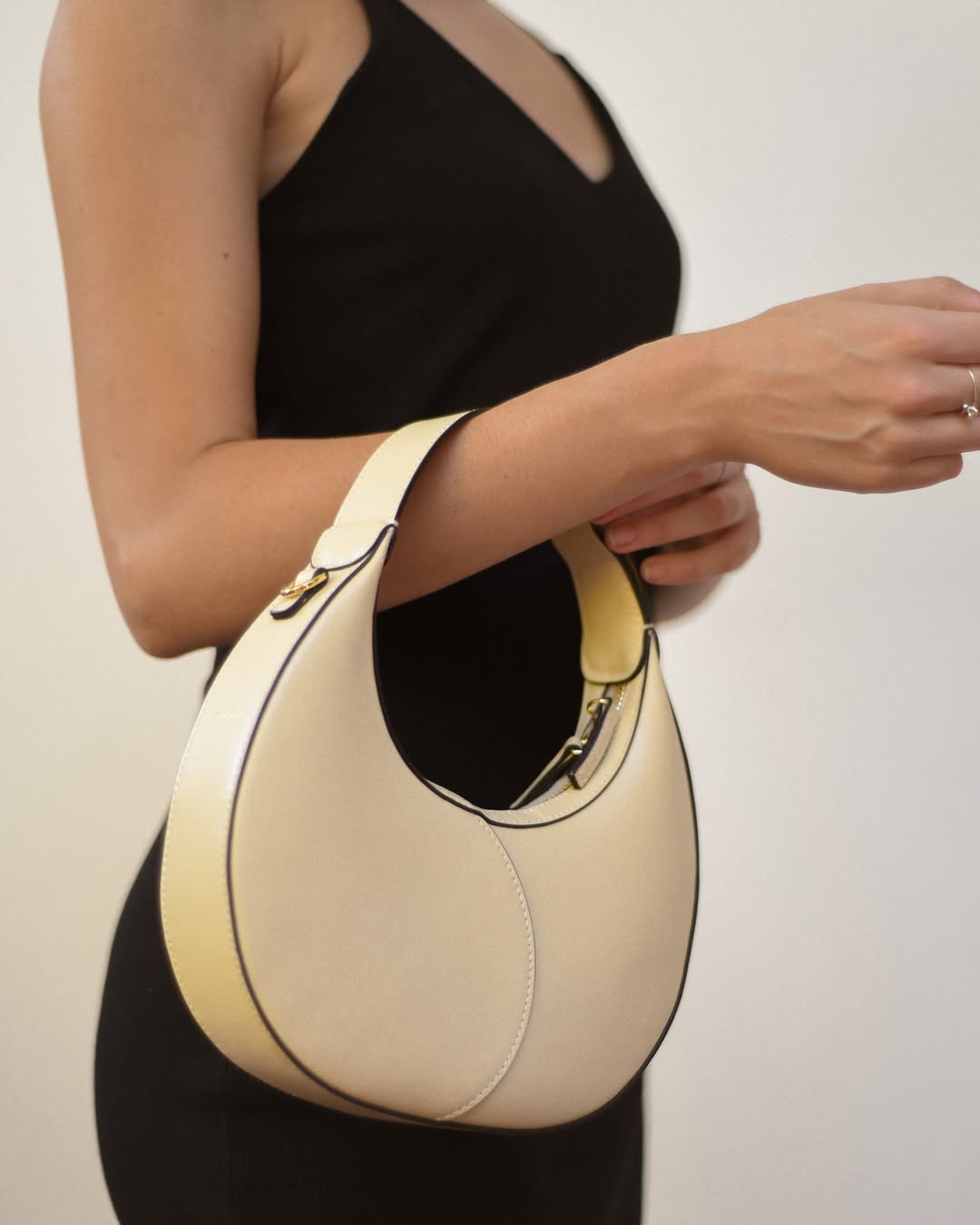 Mini Moon Loop Shoulder bag