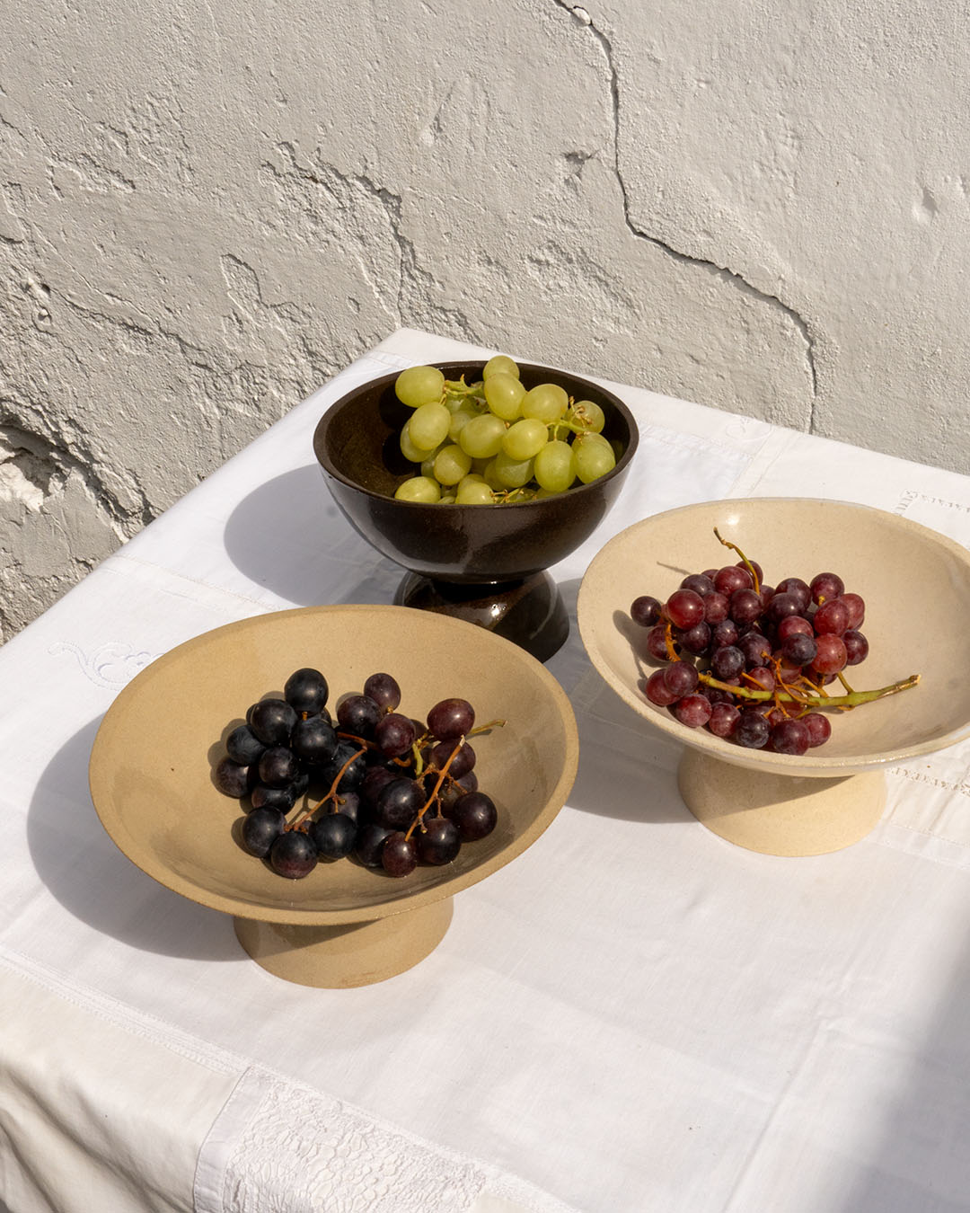 Hourglass Round Bowl - Ursula Ceramica