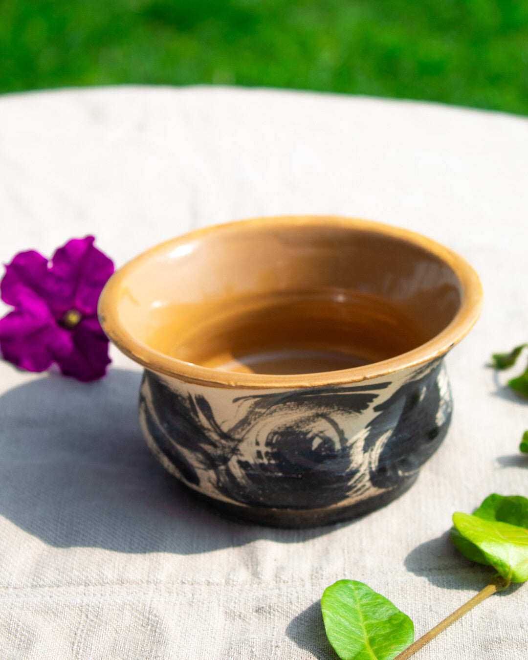 bowl handmade ceramics Vale Ro