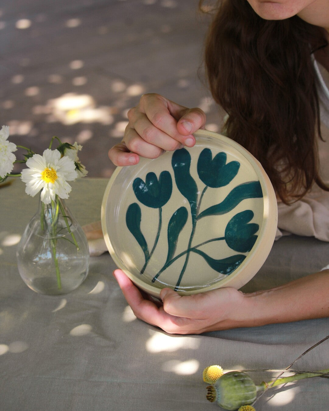 Handmade Tulips plate - Zalea Ceramic